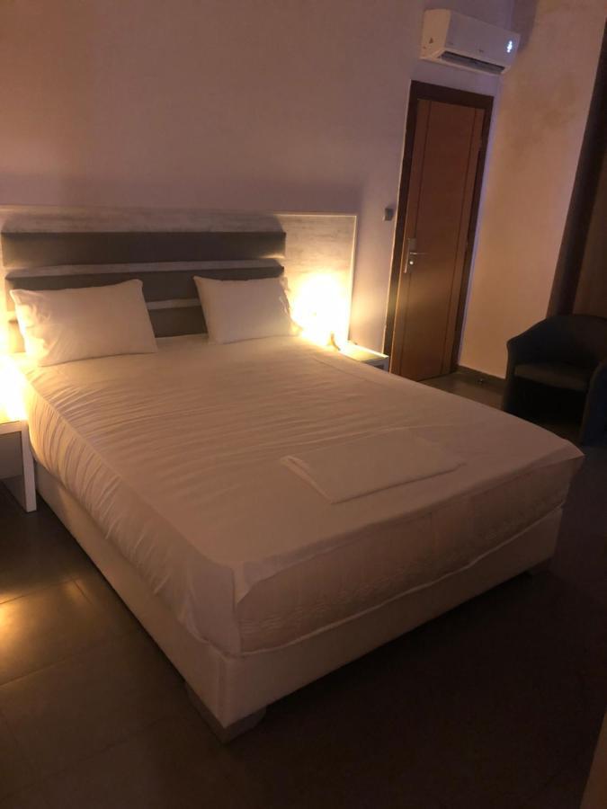 Αφροδίτη Hotel Neon Rysion Exteriér fotografie